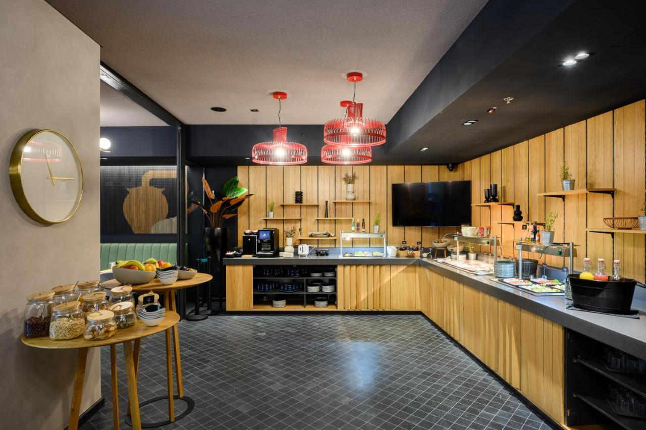 Hotel Oktogon Haggenmacher By Continental Group Budapest Bagian luar foto