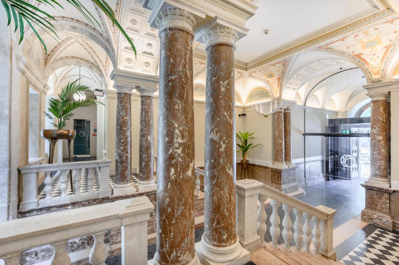 Hotel Oktogon Haggenmacher Budapest Bagian luar foto