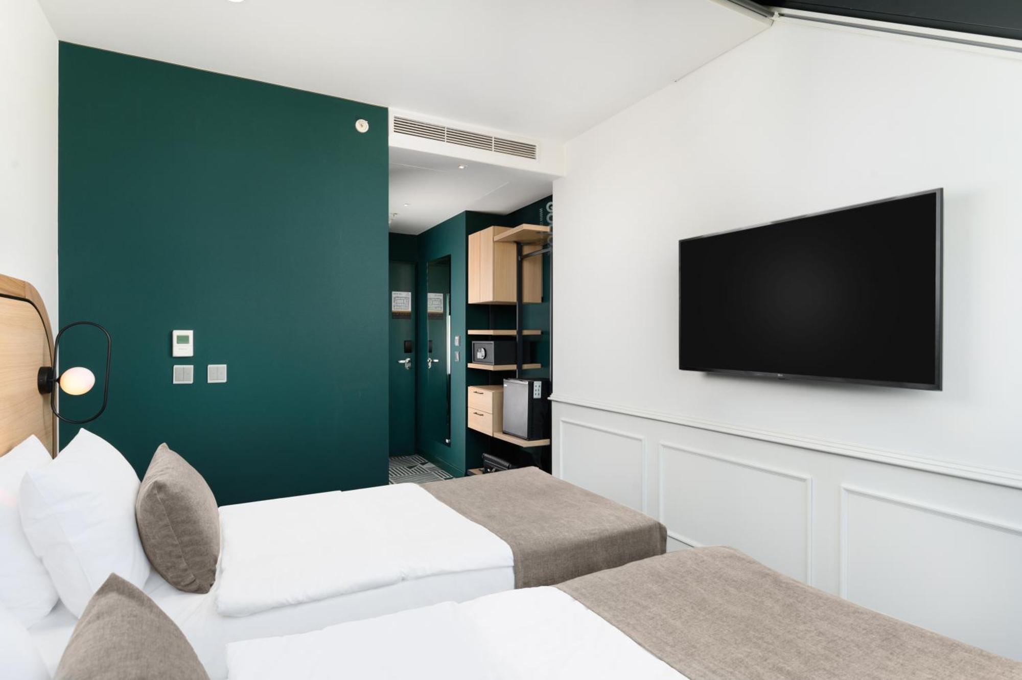 Hotel Oktogon Haggenmacher By Continental Group Budapest Bagian luar foto