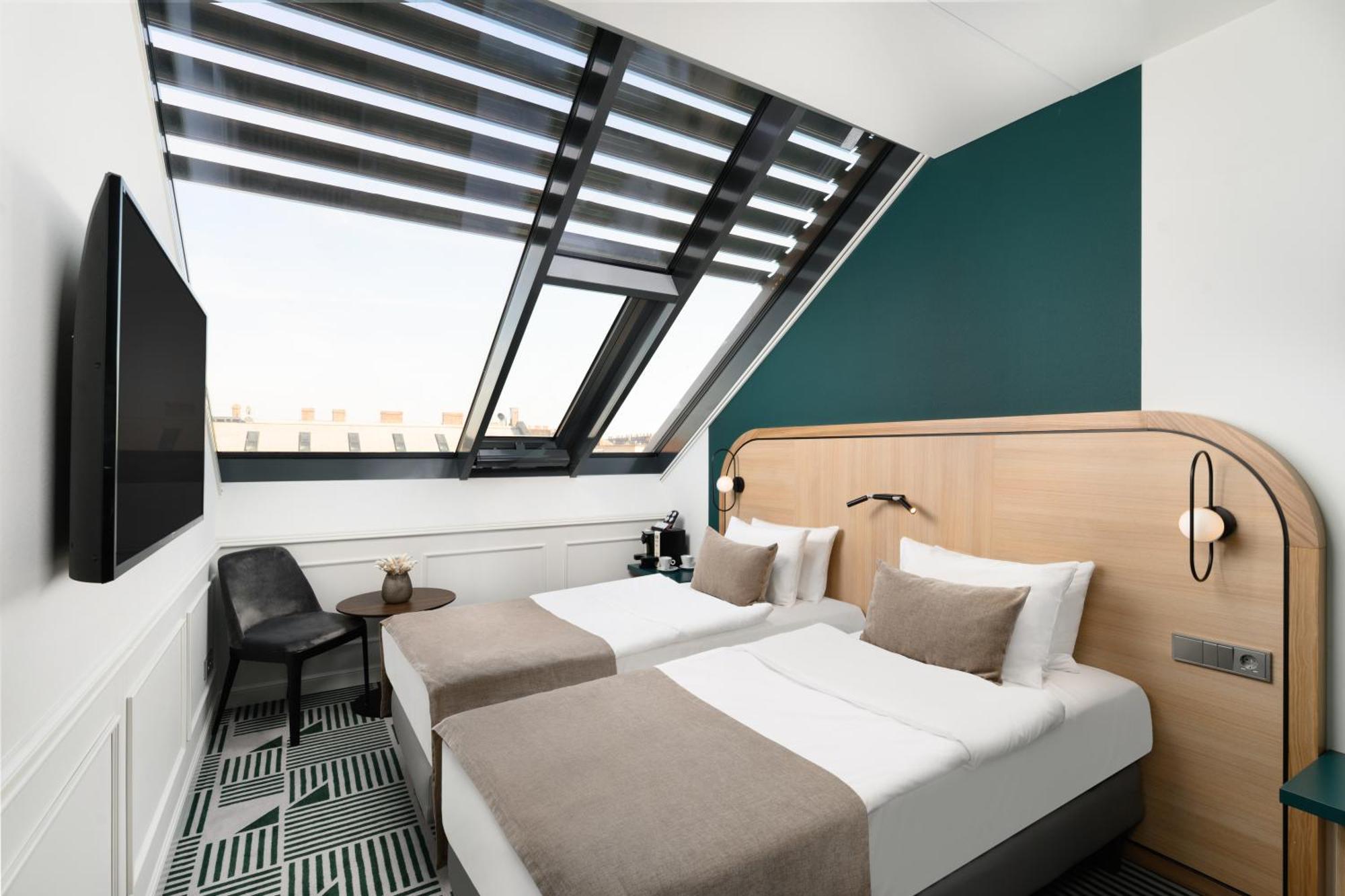 Hotel Oktogon Haggenmacher By Continental Group Budapest Bagian luar foto